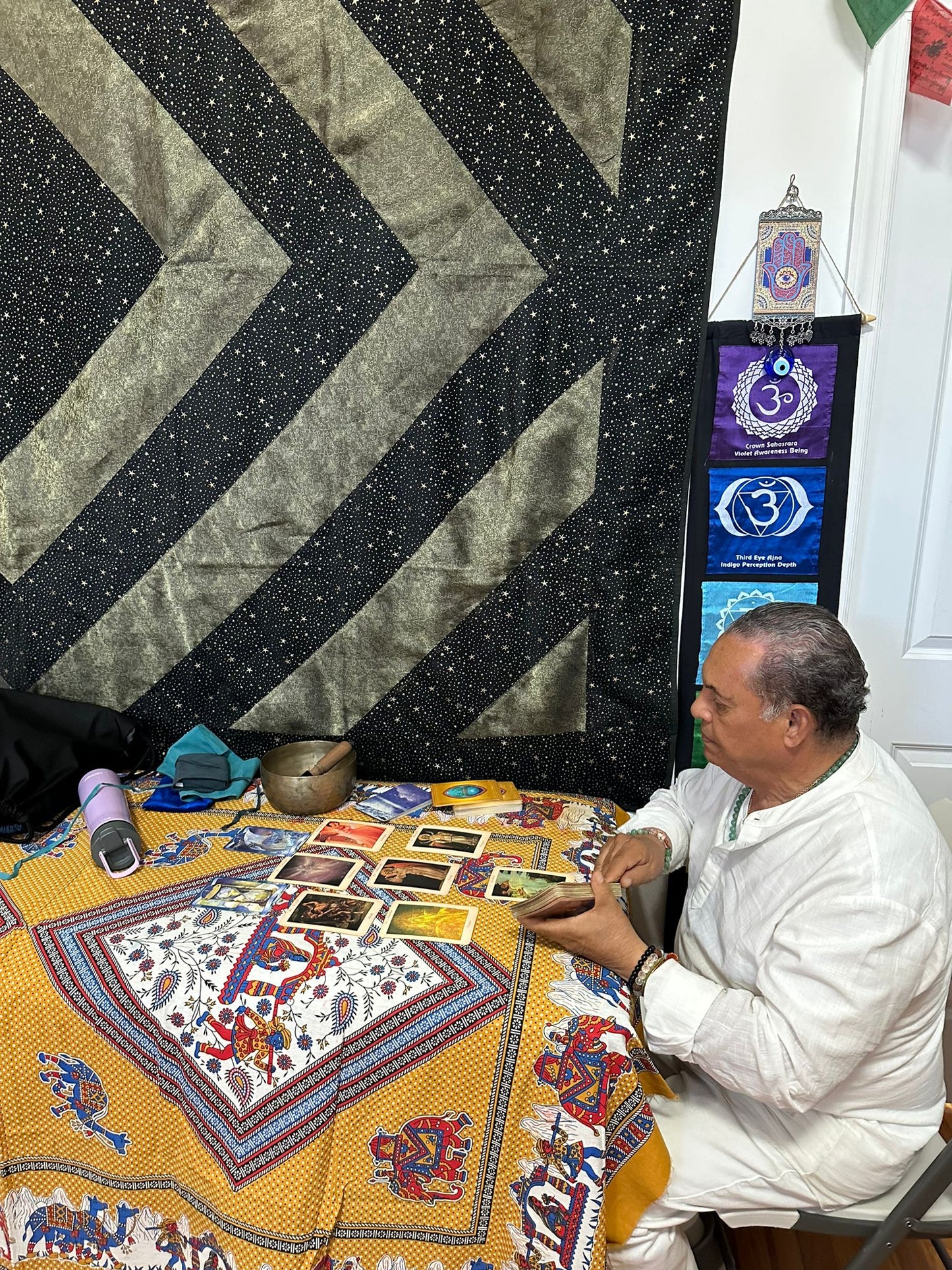 Sound Healing + Reiki by Hector
