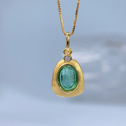 Handmade Green Emerald Oval Gold Vermeil Pendant - supplier photo angle 8544